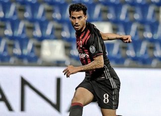Suso in action against Sassuolo at the Trofeo TIM on August 11th 2016 at the Mapei Stadium (@acmilan.com)