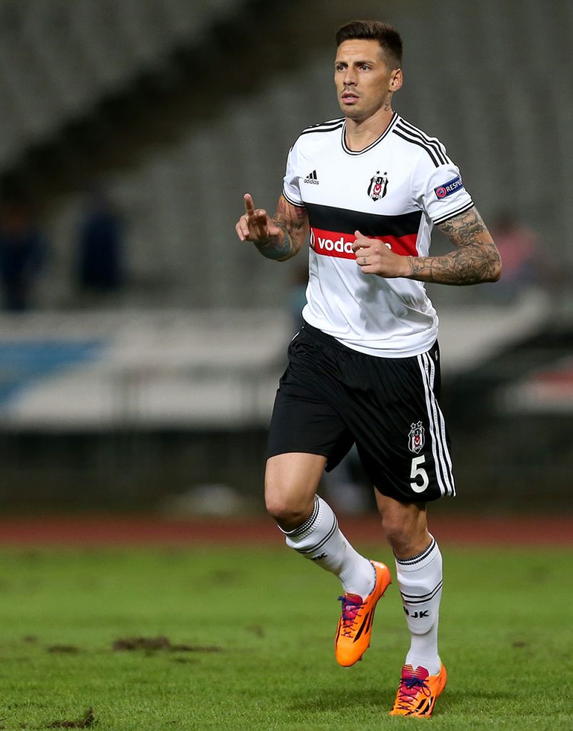 Jose Sosa of Besiktas in action during the UEFA Europa League Group C match between Besiktas JK and Asteras Tripolis FC at the Ataturk Olympic Stadium in Istanbul, on September 18, 2014 in Istanbul,Turkey. (Photo by Burak Kara/Getty Images)