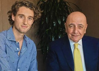 Zanellato and Adriano Galliani at Casa Milan after signing the contract (@acmilan.com)