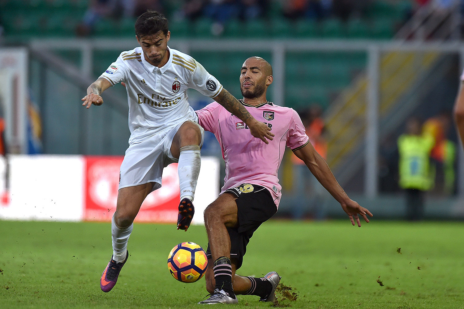 Suso and Haitam Aleesami during Palermo-Milan at Stadio Renzo Barbera on the 6th of November 2016. (Photo by Tullio M. Puglia/Getty Images)