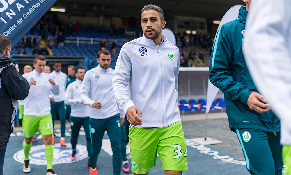 Ricardo Rodriguez before SV Darmstadt 98-VfL Wolfsburg at Jonathan-Heimes-Stadion am Böllenfalltor on October 22, 2016 . (Photo by Alexander Scheuber/Bongarts/Getty