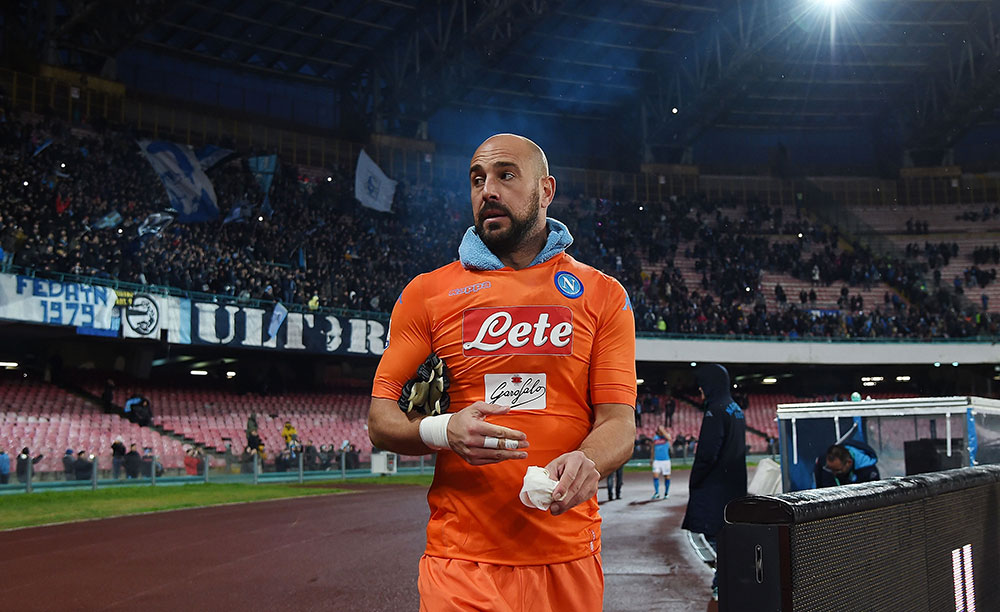 Pepe Reina after Napoli-Fiorentina at Stadio San Paolo on December 10, 2017. (Photo by Francesco Pecoraro/Getty Images)