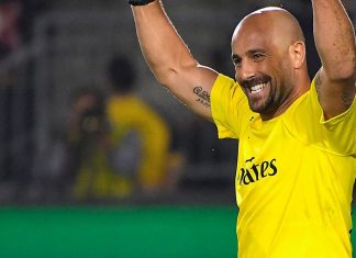 Pepe Reina during Manchester United-Milan at StubHub Center on July 26, 2018. (Photo by John McCoy/Getty Images)