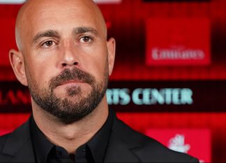 Pepe Reina during his presentation at Milanello on August 10, 2018. (@acmilan.com)