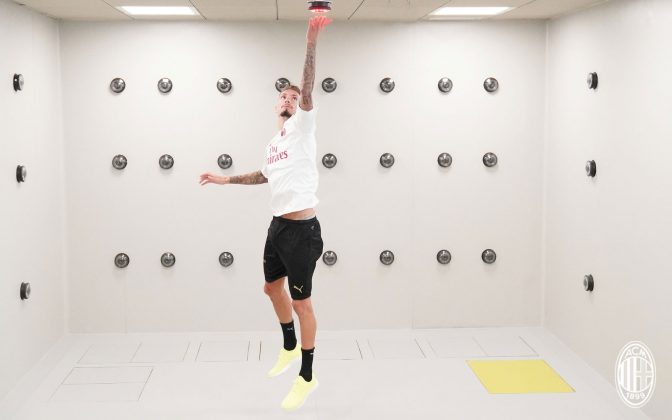 Samu Castillejo at training center Milanello on August 17, 2018. (@acmilan.com)
